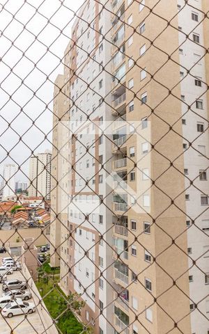 Apartamento à venda com 65m², 2 quartos e 1 vaga Apartamento à venda com 65m², 2 quartos e 1 vagaVaranda - Vista