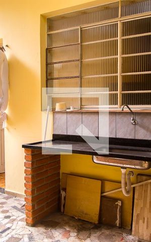 Casa à venda com 100m², 2 quartos e 4 vagas Casa à venda com 100m², 2 quartos e 4 vagasEspaço Gourmet