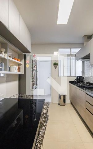 Apartamento à venda com 120m², 3 quartos e 1 vaga Apartamento à venda com 120m², 3 quartos e 1 vagaCozinha