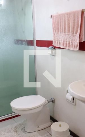 Casa à venda com 113m², 2 quartos e 1 vagaBanheiro