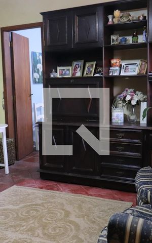 Casa à venda com 113m², 2 quartos e 1 vagaSala