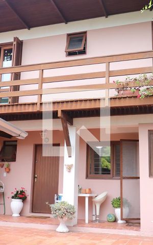 Casa à venda com 113m², 2 quartos e 1 vagaFachada