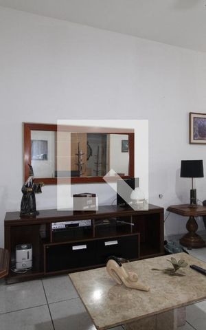 Casa à venda com 500m², 4 quartos e 6 vagasSala  