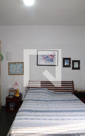 Casa à venda com 500m², 4 quartos e 6 vagasQuarto 1 - Suíte