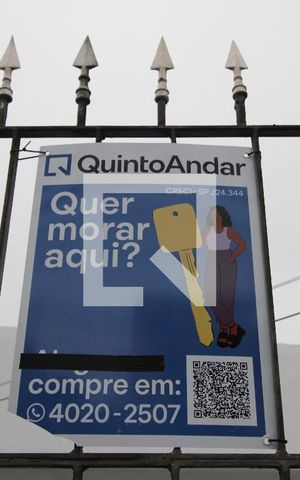 Casa à venda com 500m², 4 quartos e 6 vagasFachada