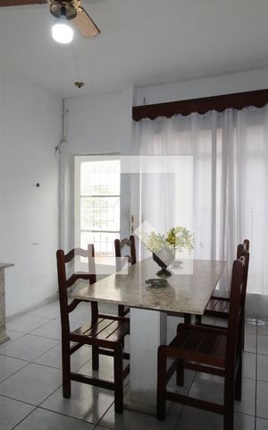 Casa à venda com 500m², 4 quartos e 6 vagasSala  