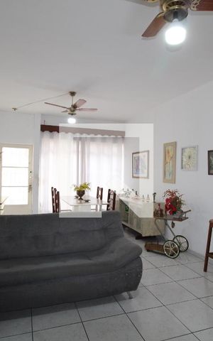 Casa à venda com 500m², 4 quartos e 6 vagasSala  