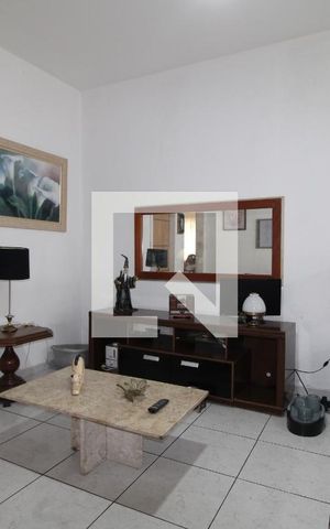 Casa à venda com 500m², 4 quartos e 6 vagasSala  