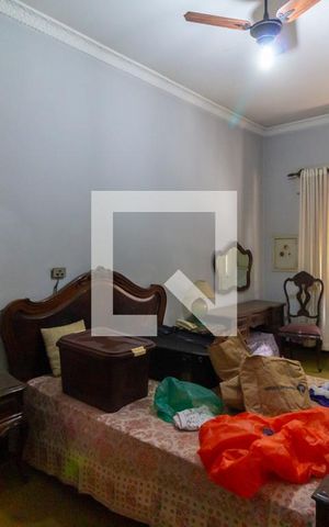 Casa para alugar com 308m², 5 quartos e 10 vagas Casa para alugar com 308m², 5 quartos e 10 vagasQuarto 2