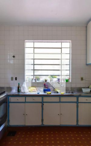 Casa para alugar com 308m², 5 quartos e 10 vagas Casa para alugar com 308m², 5 quartos e 10 vagasCozinha
