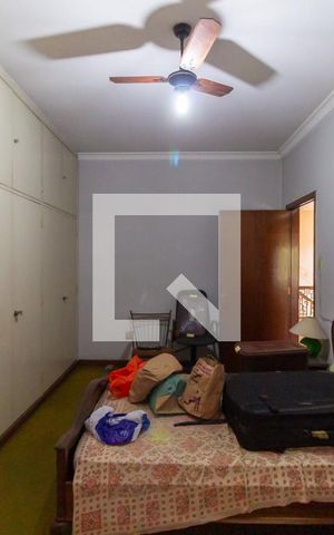 Casa para alugar com 308m², 5 quartos e 10 vagas Casa para alugar com 308m², 5 quartos e 10 vagasQuarto 2
