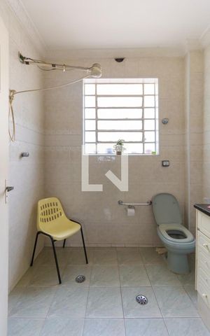 Casa para alugar com 308m², 5 quartos e 10 vagas Casa para alugar com 308m², 5 quartos e 10 vagasBanheiro3
