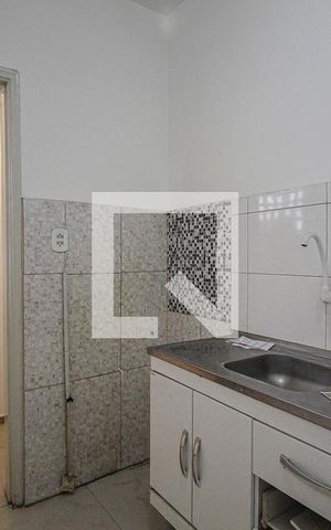 Apartamento para alugar com 47m², 0 quarto e sem vaga Apartamento para alugar com 47m², 0 quarto e sem vagaCozinha