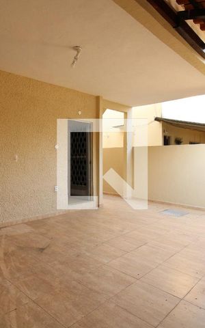 Casa de condomínio à venda com 120m², 3 quartos e 2 vagasVaranda de Entrada