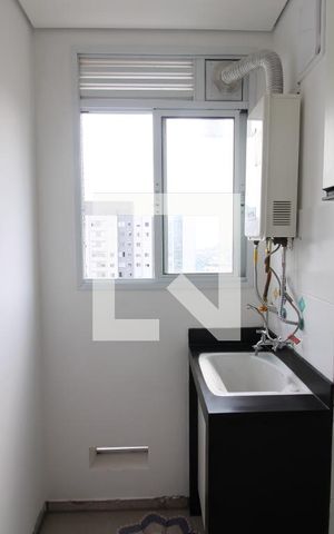 Apartamento para alugar com 43m², 2 quartos e 1 vagaÁrea de Serviço