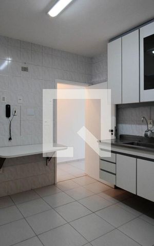 Apartamento à venda com 102m², 2 quartos e 1 vagaCozinha