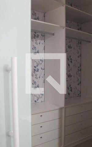 Casa à venda com 230m², 3 quartos e 2 vagasCloset Quarto 2