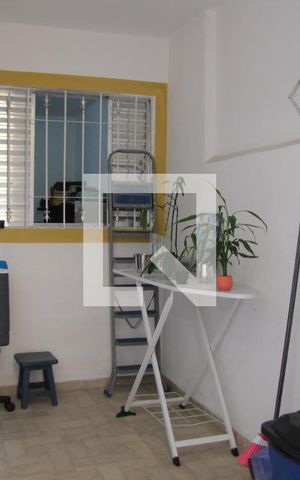 Casa à venda com 230m², 3 quartos e 2 vagasCorredor