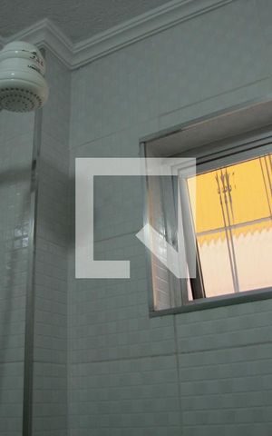 Casa à venda com 230m², 3 quartos e 2 vagasBanheiro 2
