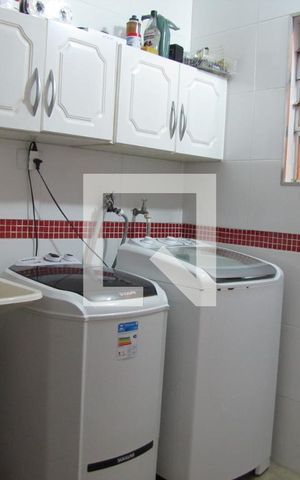 Casa à venda com 230m², 3 quartos e 2 vagasÁrea de Serviço