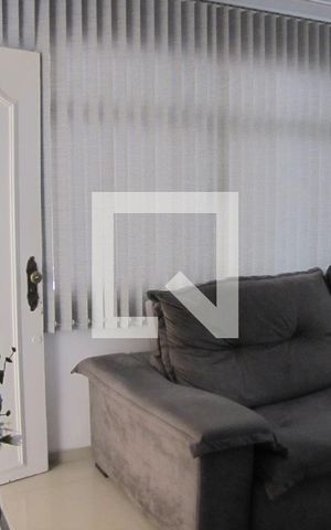 Casa à venda com 230m², 3 quartos e 2 vagasSala