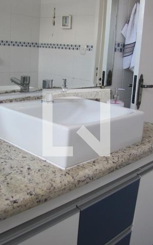 Casa à venda com 230m², 3 quartos e 2 vagasBanheiro 1