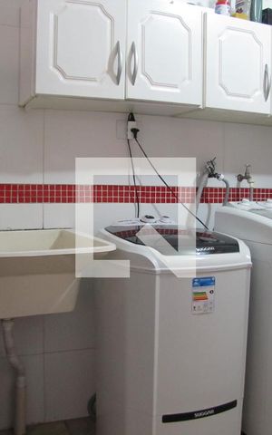 Casa à venda com 230m², 3 quartos e 2 vagasÁrea de Serviço