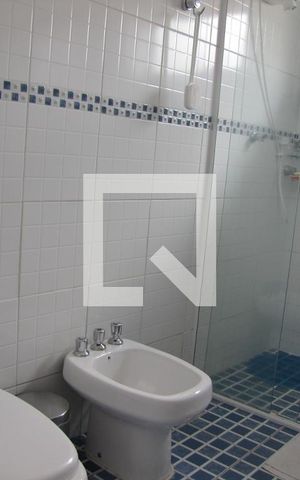 Casa à venda com 230m², 3 quartos e 2 vagasBanheiro 1