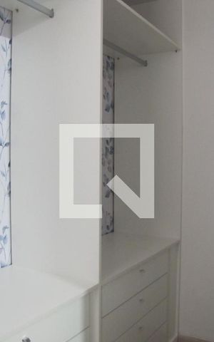 Casa à venda com 230m², 3 quartos e 2 vagasCloset Quarto 2