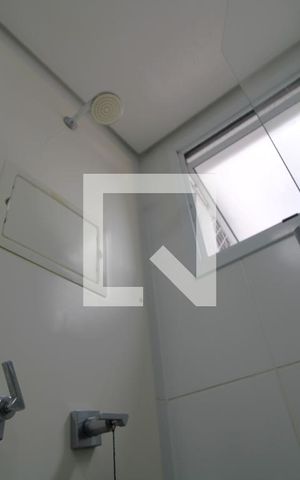 Apartamento à venda com 70m², 3 quartos e 1 vagaChuveiro banheiro da suíte