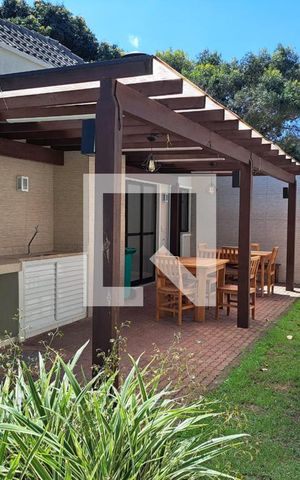 Casa de condomínio à venda com 192m², 3 quartos e 2 vagas Casa de condomínio à venda com 192m², 3 quartos e 2 vagasÁrea comum