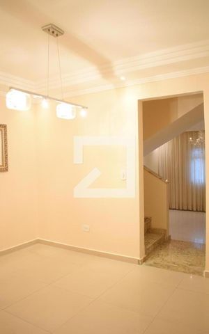 Casa para alugar com 240m², 3 quartos e 6 vagasSala de jantar