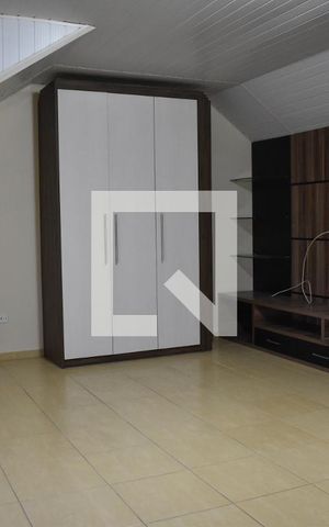 Casa para alugar com 240m², 3 quartos e 6 vagasQuarto 4