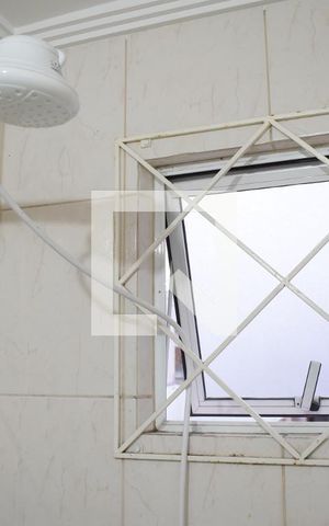 Casa para alugar com 240m², 3 quartos e 6 vagasBanheiro 2