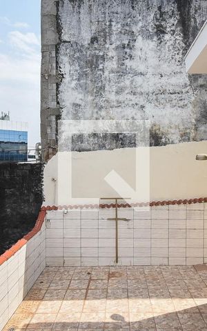 Casa para alugar com 329m², 4 quartos e 3 vagas Casa para alugar com 329m², 4 quartos e 3 vagasQuintal