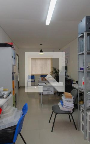 Casa à venda com 100m², 1 quarto e 1 vagaSala 