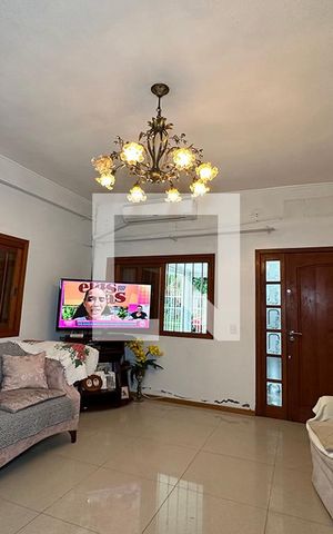 Casa à venda com 386m², 3 quartos e 2 vagasSala