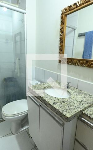Apartamento à venda com 55m², 2 quartos e 1 vaga Apartamento à venda com 55m², 2 quartos e 1 vagaBanheiro