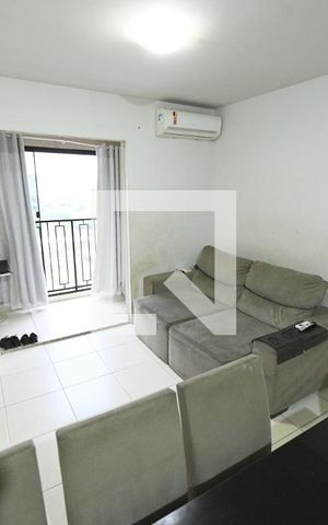 Apartamento à venda com 55m², 2 quartos e 1 vaga Apartamento à venda com 55m², 2 quartos e 1 vagaSala/Cozinha