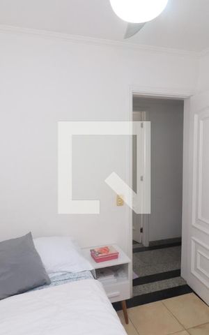 Apartamento à venda com 84m², 3 quartos e 2 vagasQuarto 2