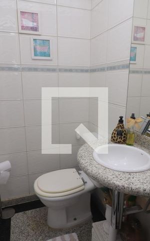 Apartamento à venda com 84m², 3 quartos e 2 vagasLavabo