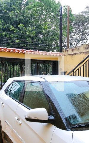 Casa à venda com 150m², 3 quartos e 4 vagas Casa à venda com 150m², 3 quartos e 4 vagasGaragem