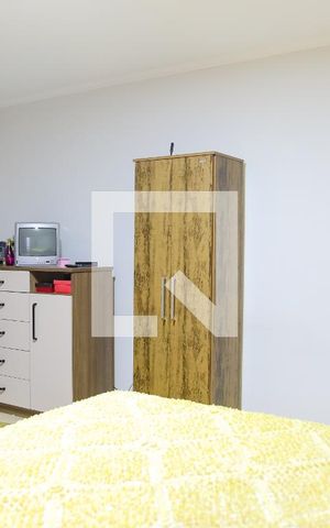 Casa à venda com 150m², 3 quartos e 4 vagas Casa à venda com 150m², 3 quartos e 4 vagasSuite
