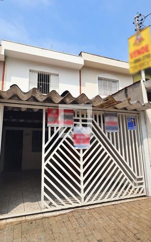 Casa à venda com 125m², 2 quartos e 1 vagaFachada