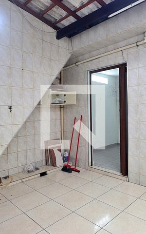 Casa à venda com 125m², 2 quartos e 1 vagaÁrea de Serviço