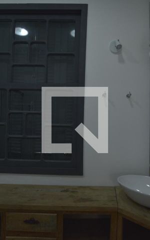 Casa à venda com 130m², 3 quartos e 1 vagaBanheiro 2