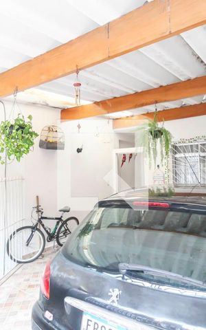 Casa para alugar com 271m², 5 quartos e 2 vagas Casa para alugar com 271m², 5 quartos e 2 vagasGaragem