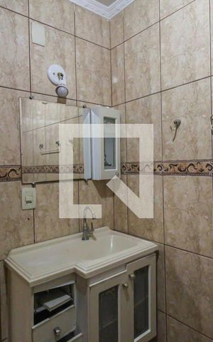 Casa para alugar com 271m², 5 quartos e 2 vagas Casa para alugar com 271m², 5 quartos e 2 vagascasa 2 - Banheiro 2