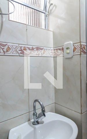 Casa para alugar com 271m², 5 quartos e 2 vagas Casa para alugar com 271m², 5 quartos e 2 vagascasa 2 - Banheiro da Suíte 2