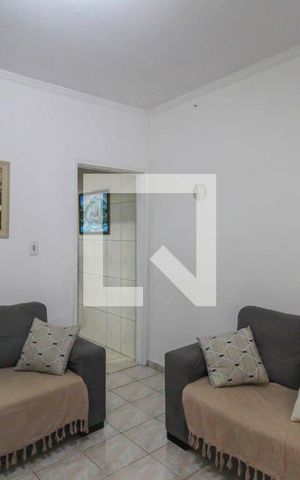 Casa para alugar com 271m², 5 quartos e 2 vagas Casa para alugar com 271m², 5 quartos e 2 vagasSala 1